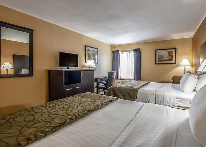Quality Inn Tully I-81